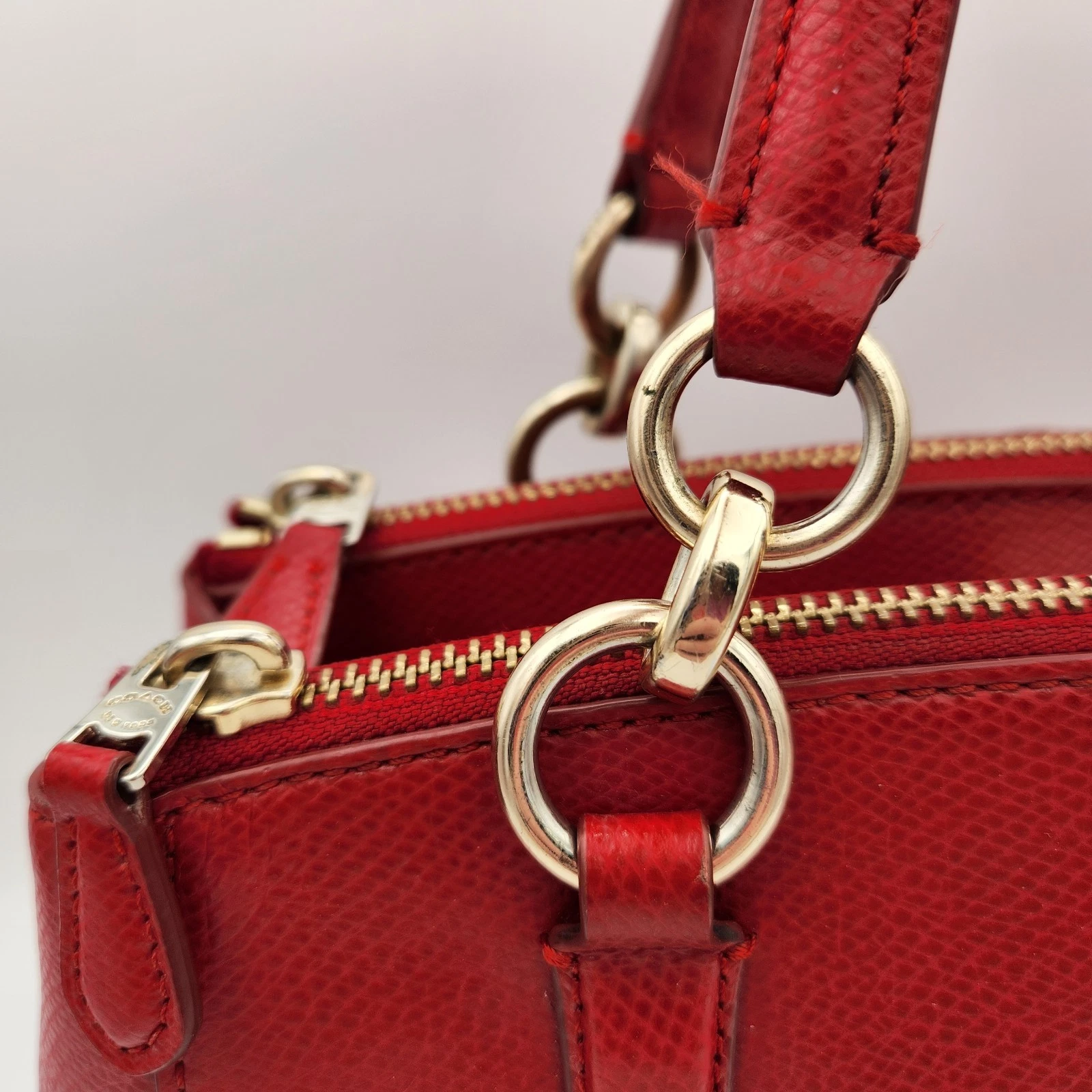 Borsa a mano Coach #36704 mini Christie in pelle rossa incrociata senza cinturino