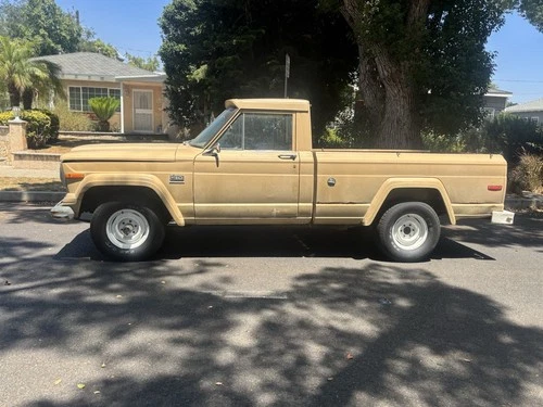 1976 Jeep J10