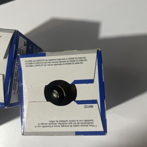 2 Sylvania PAR20 Capsylite 30 degree 50W Flood bulbs - Picture 6 of 6
