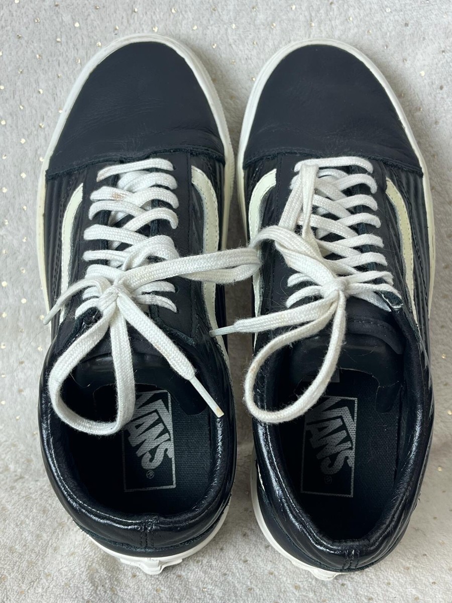 Vans Old Skool Classic Black Leather Lace Up Skate Sneakers 500714