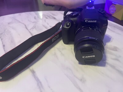 EOS Rebel T6 Canon Camera, used but in great condition. Missing battery.