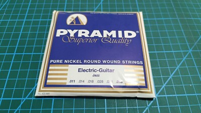Pyramid Pure Nickel Round Wound Strings E-Gitarre Jazz (403 100)