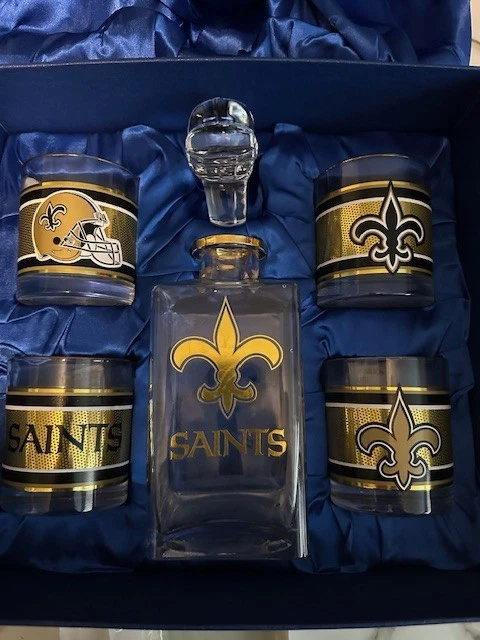 Juego de jarra y vasos de cinco piezas Bradford Exchange New Orleans Saints Foto 3 de 4