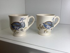 Axe Vale Pottery Devon. Cream Blue Leaf Vintage cups. Mugs. Vintage.