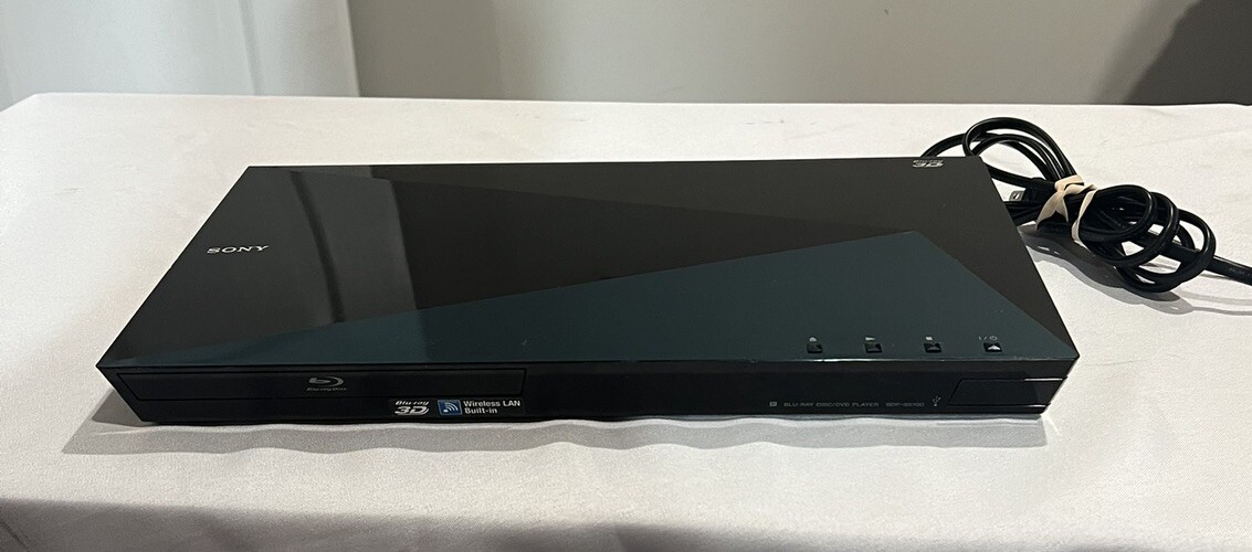 Sony BDP-S5100 Blu-Ray DVD Player 3D Built-in Wi-Fi, NO REMOTE