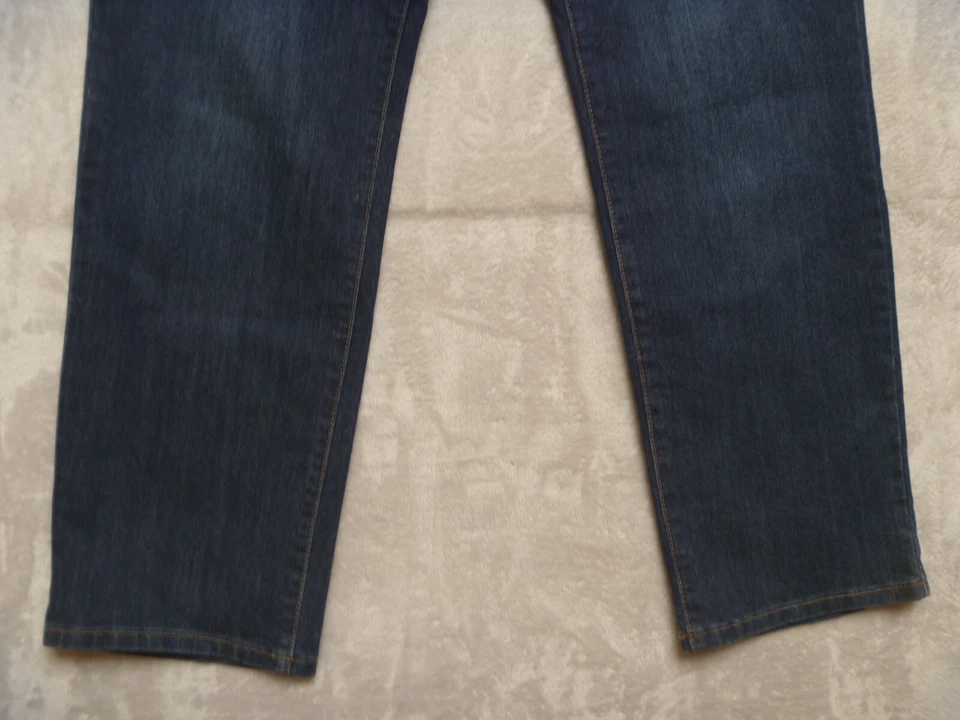 Pantalones de mezclilla Bandolino para mujer talla 16 Caroline azul oscuro lavado pierna recta elásticos Foto 3 de 4