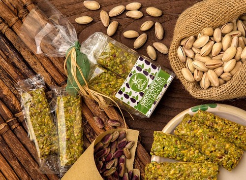 BOX REGALO PISTACCHIO DI BRONTE 4 PZ - CREMA + PESTO + CONF. CROCCANTE + LIQUORE - Foto 4 di 7