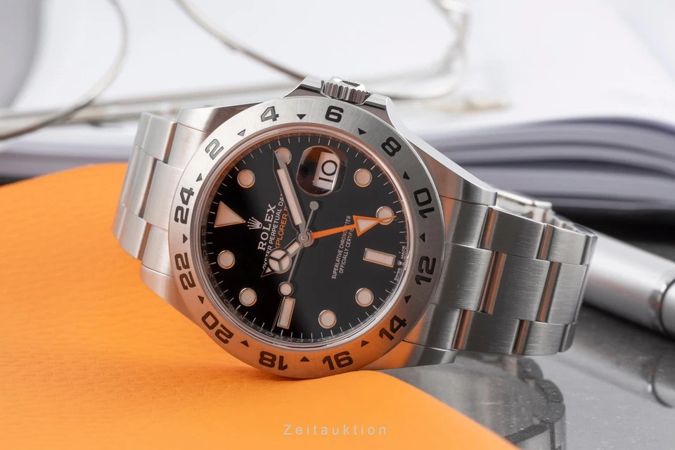 Rolex Explorer II Automatik Edelstahl Herrenuhr Ref. 226570 Box & Papiere 2022 - Bild 2 von 4