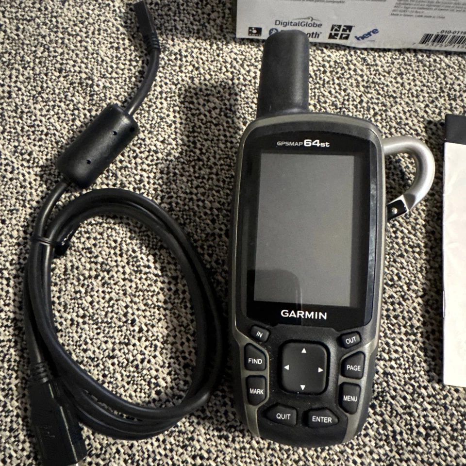 Garmin GPSMAP 64st GPS Handheld Hiking Navigator - For Parts or Repair - Image 4 of 4