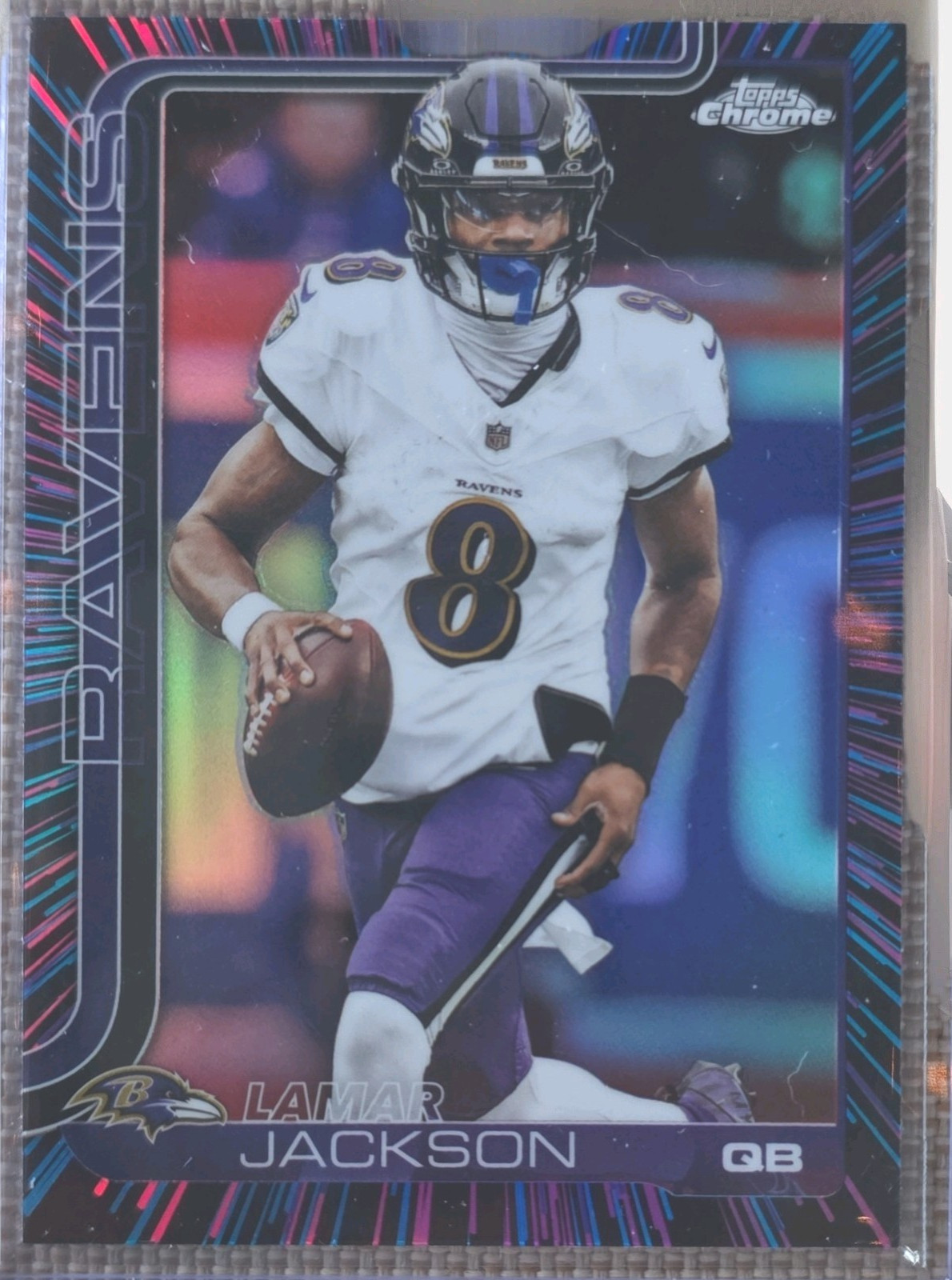Topps Chrome 2025 Lamar Jackson Neon Pulse Baltimore Ravens NFL