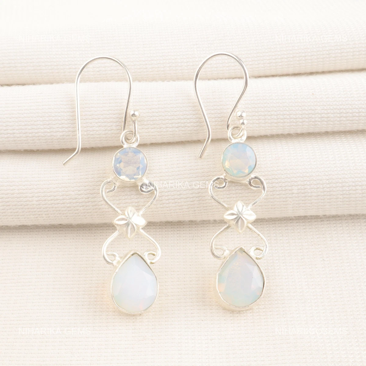 Orecchini In Oro Con Opale Bianco // Orecchini A Bottone Ovali Con Opale Bianco // Semplici Orecchini In Oro Bianco // Pietra Portafortuna Di Ottobre // Sterling Placcato In Oro - Italia - Foto 12