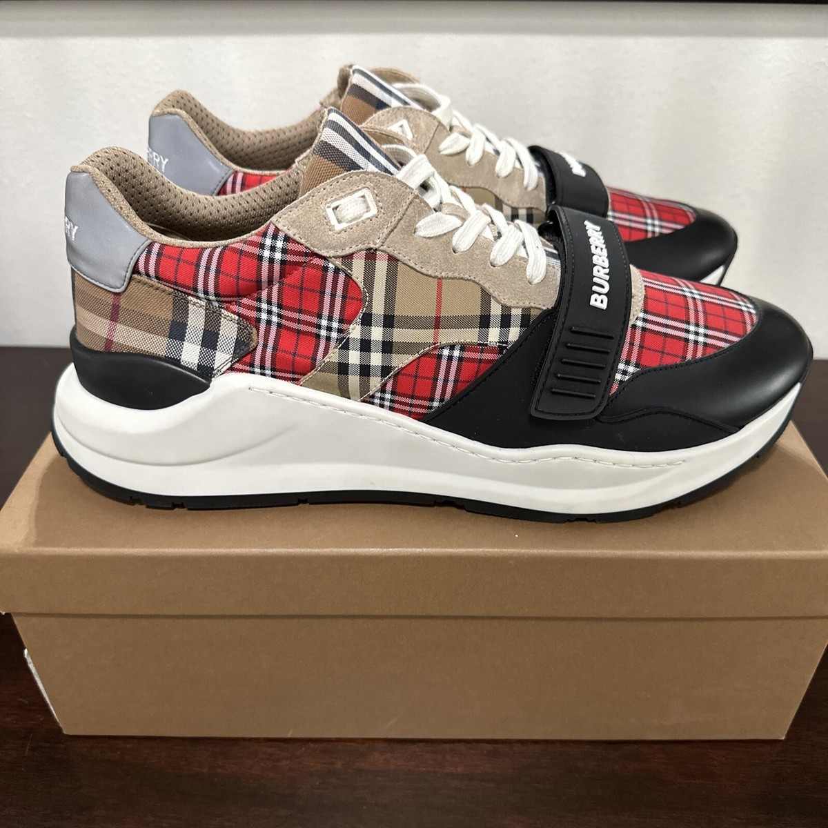 Authentic BURBERRY RAMSEY Multicolor Men Contrast Check Low