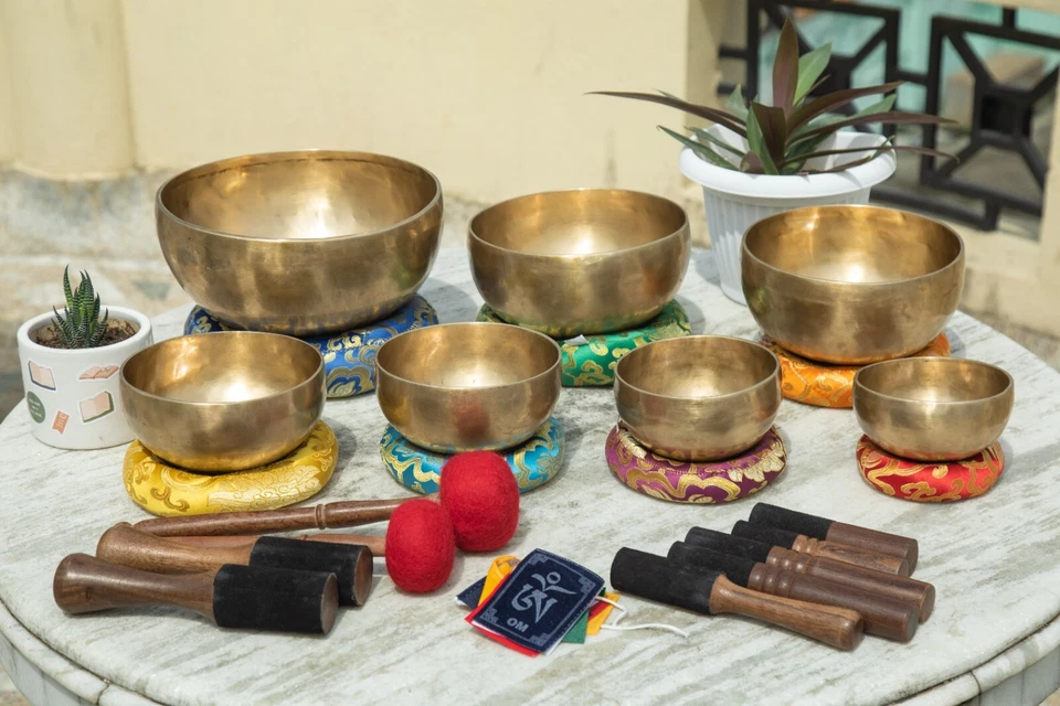 Singing Bowl set of 7 - Tibetan Singing bowls made in Nepal - Chakra Note Tunes - Image 2 of 3