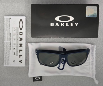 Oakley Holbrook OO9102-S955 Sunglasse NFL Seattle Seahawks