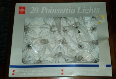 Vintage Foremost Industries rare white 20 Poinsettia Lights in Box Christmas 