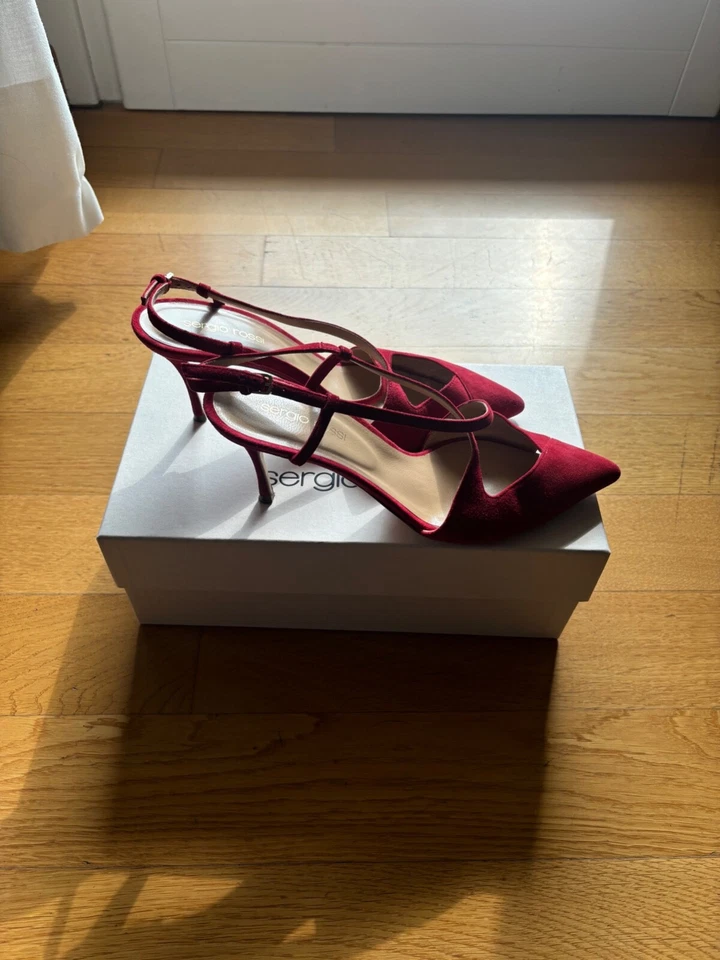 Sergio Rossi Décolleté Red Suede Mid Heels Size 38 Excellent Condition - Imagen 4 de 4