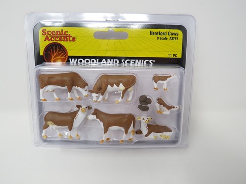 Woodland Scenics O 2767 Hereford Cows Cattle Farm Animals Livestock Figure Set - Picture 1 of 2