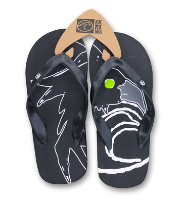 extra wide width flip flops