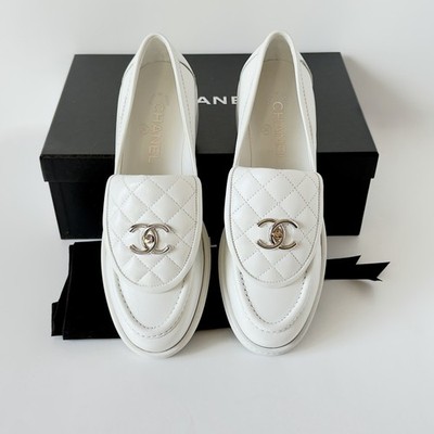 New Chanel White Quilted Leather Loafers with CC Logo, Italy 39