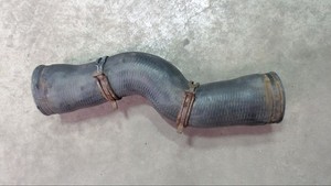 Druckschlauch Schlauch Ladeluft Ladeluftkühler 1 VW Polo 1.9 TDI DPF Bj 2006 9 N