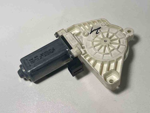 VW GOLF VII Variant BA5, BV5 Fensterhebermotor vorne links 5Q4959801B 30670793