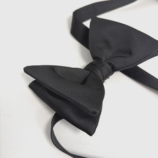 Vtg Philip Stuart Black Satin Polyester Puffy Bow Tie 4" - 22" Max Length USA