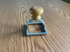 Ravioli Maker Stamp Cookie Mold Cutter with Wooden Handle Pasta Lasagna Kitchen