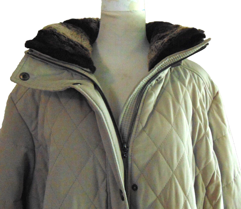 CROFT & BARROW MUJER BEIGE ACOLCHADO ABOMBADO PARKA ABRIGO PIEL SINTÉTICA RESISTENTE AL AGUA ~ 3X Foto 3 de 4
