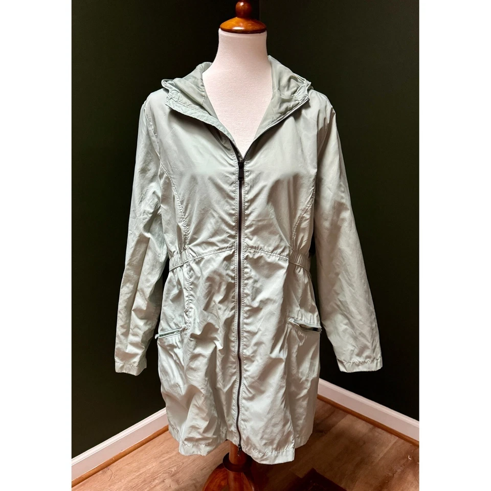 Kirkland Signature Hooded Lightweight Raincoat Women's L - Image 3 of 4