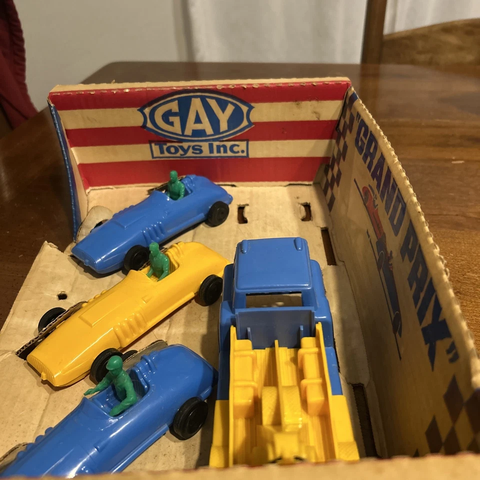 Vintage GAY TOYS - Juego Grand Prix Nº 788 con caja original coches y grúa Foto 4 de 4