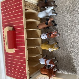Melissa & Doug wooden show horse stables complete with 7 horses