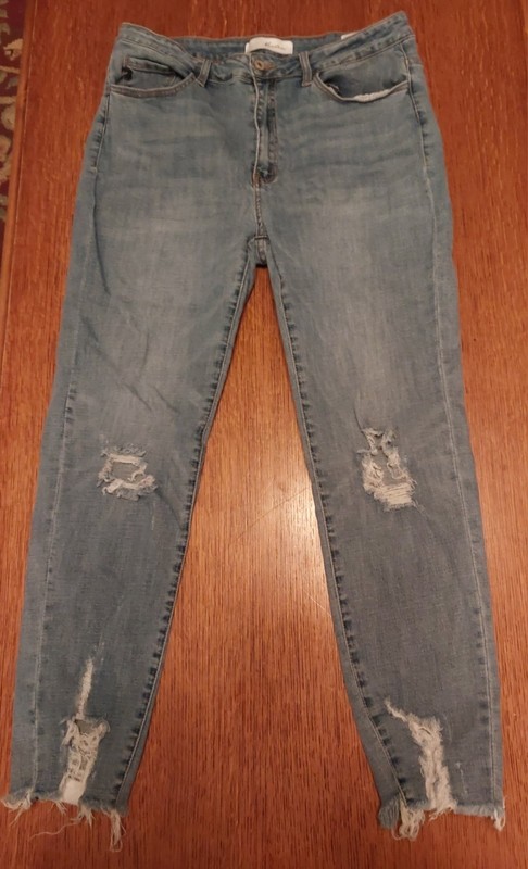 KanCan Women's Skinny Blue Light Wash Distressed Stretch Denim Jeans Size 15/31