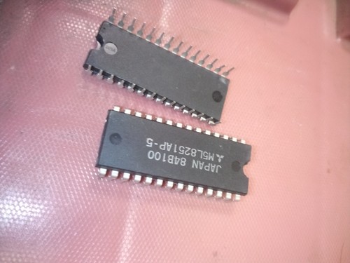 Mitsubishi Semi M5L8251AP-5 DIP28 PROGRAMMABLE COMMUNICATION INTERFACE =P8251 - Picture 2 of 2