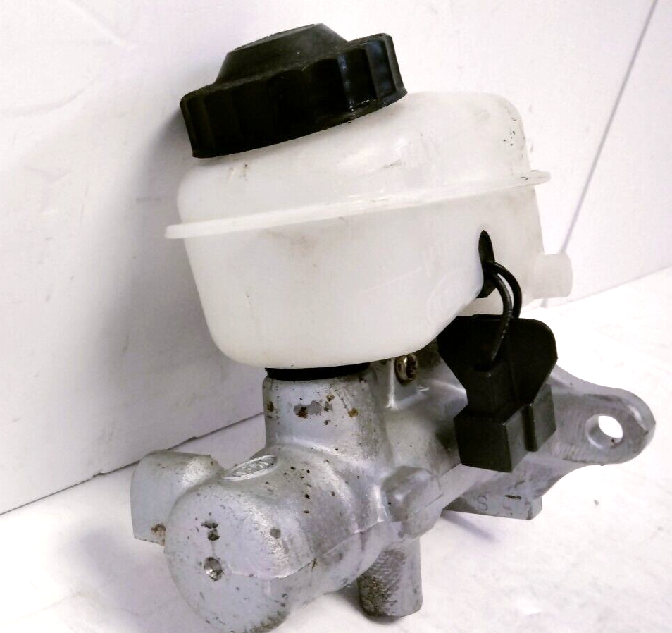 19992002 KIA SPORTAGE MASTER BRAKE CYLINDER OEM 0K08A43400B eBay