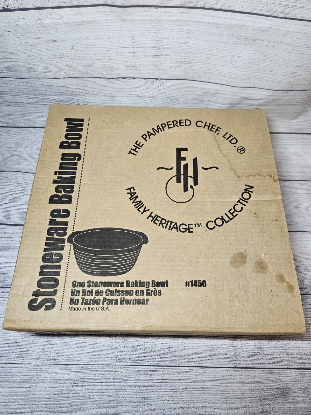 Pampered Chef Family Heritage Stoneware Baking Bowl #1450, 1996-w/ Box, Scraper