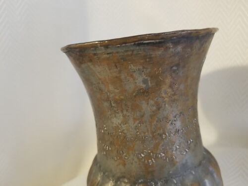 Antique Middle Eastern Egyptian Solid Copper Vase - Picture 8 of 11
