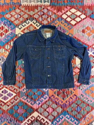 Wrangler Trucker Jacket Blue Denim Broken Twill Large Authentic Western video thumbnail
