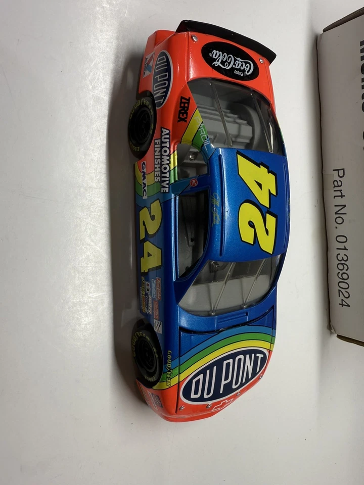 Jeff Gordon Dicast 1995 marca Revell Hemdrick Motorsports #24 Dupont Chevrolet  Foto 3 de 4