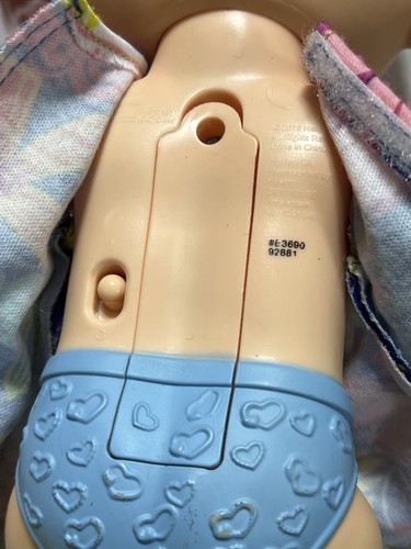 Baby Alive Lot Of 7 - Some Accessories/ READ - Picture 14 of 20