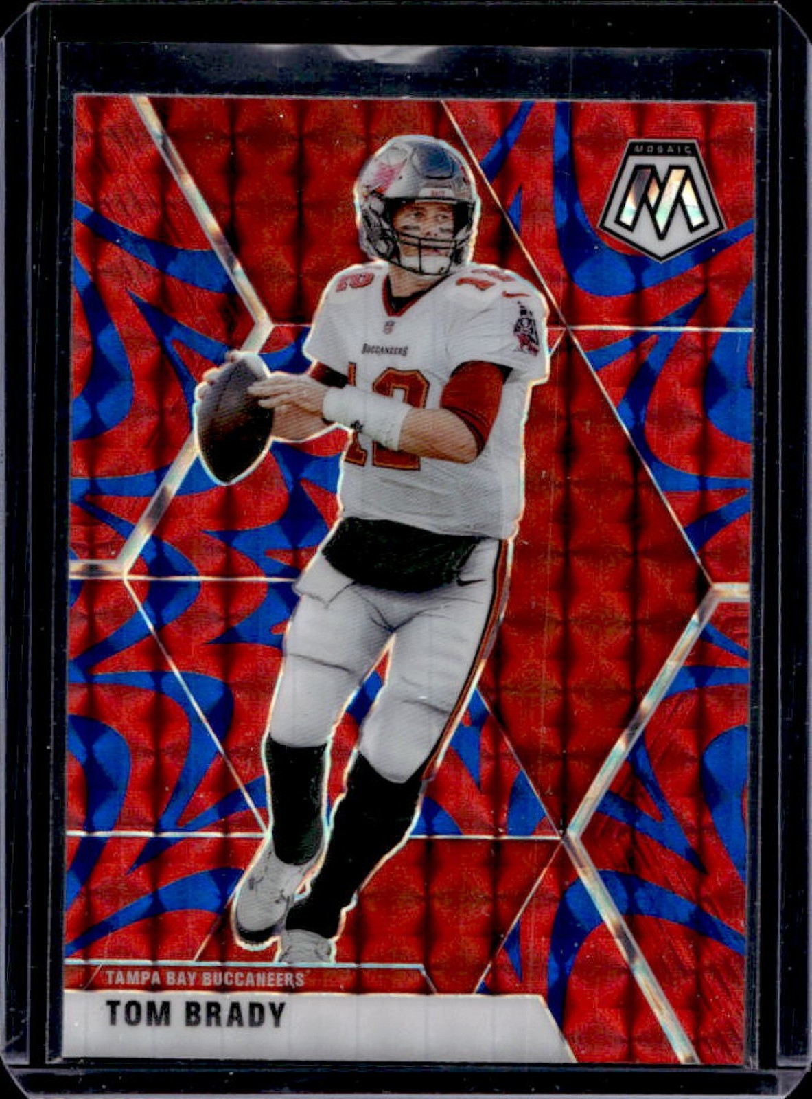 2020 Panini Mosaic Tom Brady Prizm Reactive Blue #135 Buccaneers