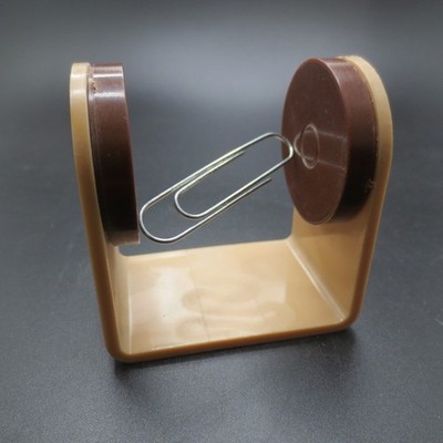 Vtg MCM 1960 plastic desktop Desk Magnetic Paper Clip Holder Dispenser Hong Kong