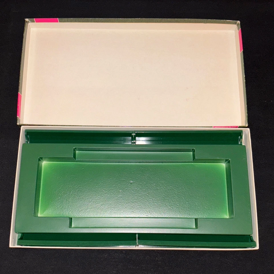 Scrabble Club Sonderausgabe Nur Karton Buch Anleitung Bänkchen Lesen - Bild 4 von 4