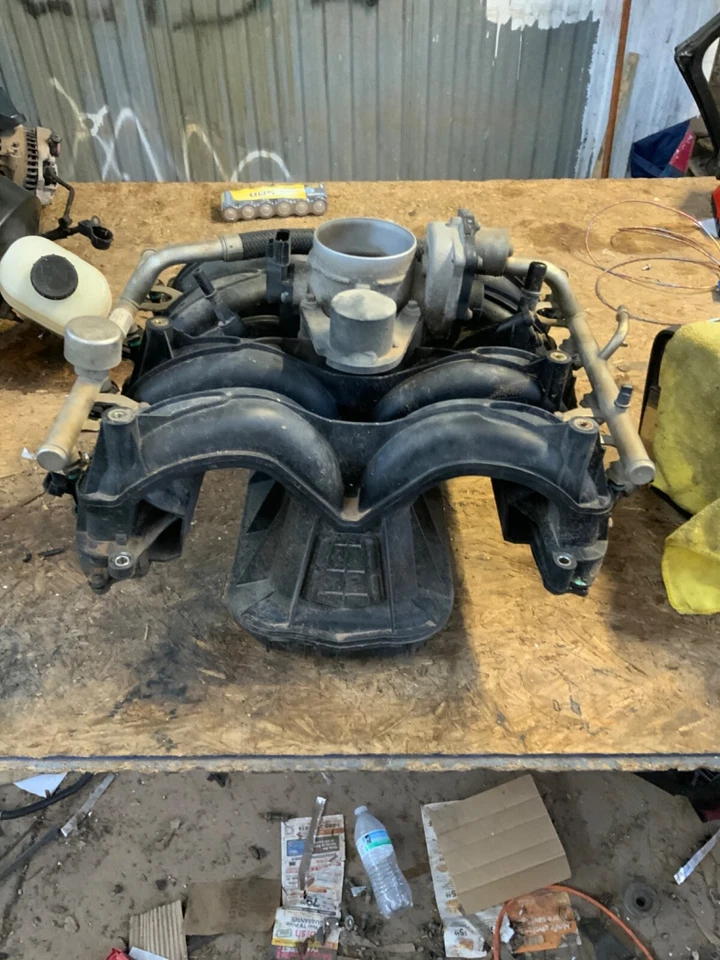 Colector de admisión original Ford Lincoln 5,4 L 2009-2014 9L3E9424Gc OE Foto 2 de 4