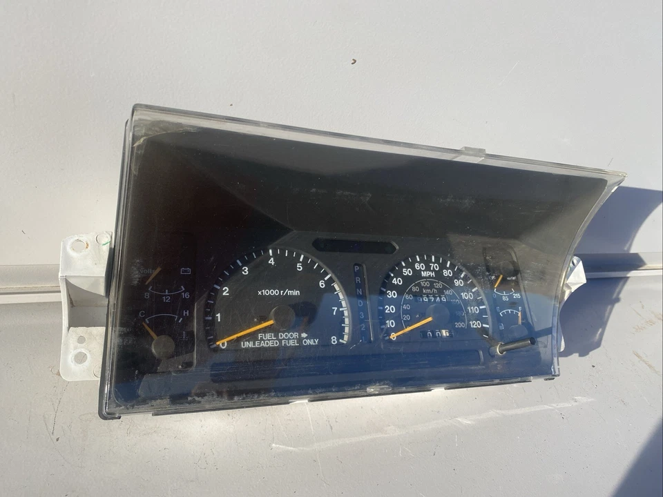 1995 - 1997 Isuzu Trooper medidor de velocidade painel de instrumentos (8971188301) - Imagem 3 de 4