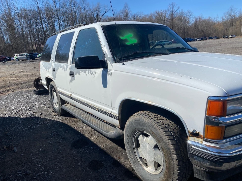 95 CHEVY TAHOE Alternator - Image 3 of 4