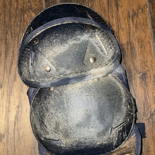 Evoshield Pro SRZ Catcher's Protective Pre-Owned Used Navy Shin Leg Guard Uppers - Picture 18 of 24