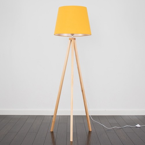 Trípode moderno de madera con luz lámpara de piso iluminación estándar tono algodón bombilla LED A+ - Imagen 27 de 47