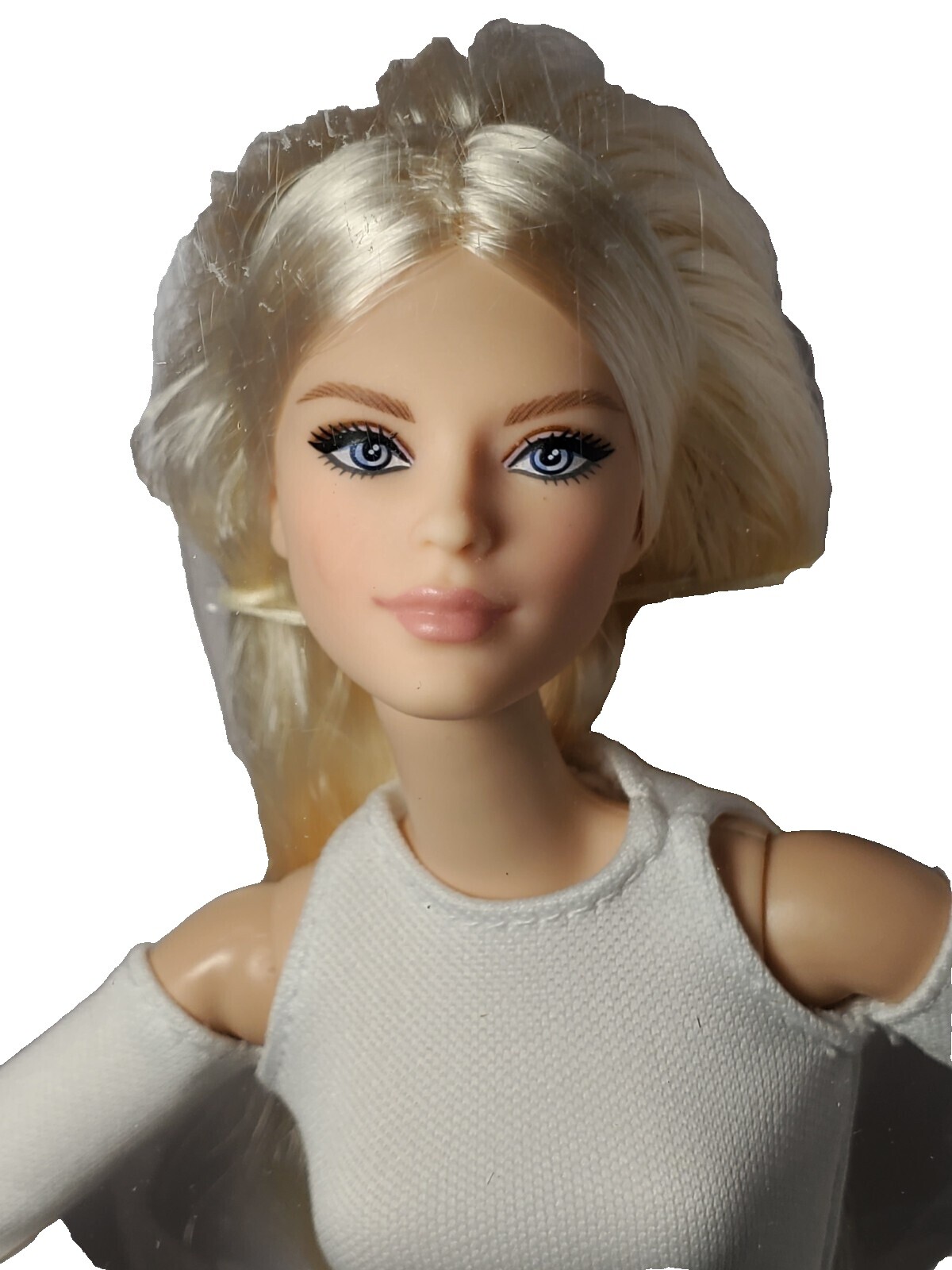 Mattel Barbie Looks Doll Model 6 - Tall, Blonde France