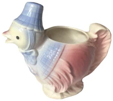 Vintage Spalding baby chick creamer with blue bonnet 5x5
