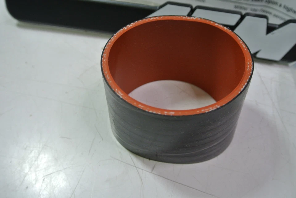 AEM 22-401R Short Ram Air Intake for Honda Civic/Del Sol 1996–2000 Foto 2 de 4